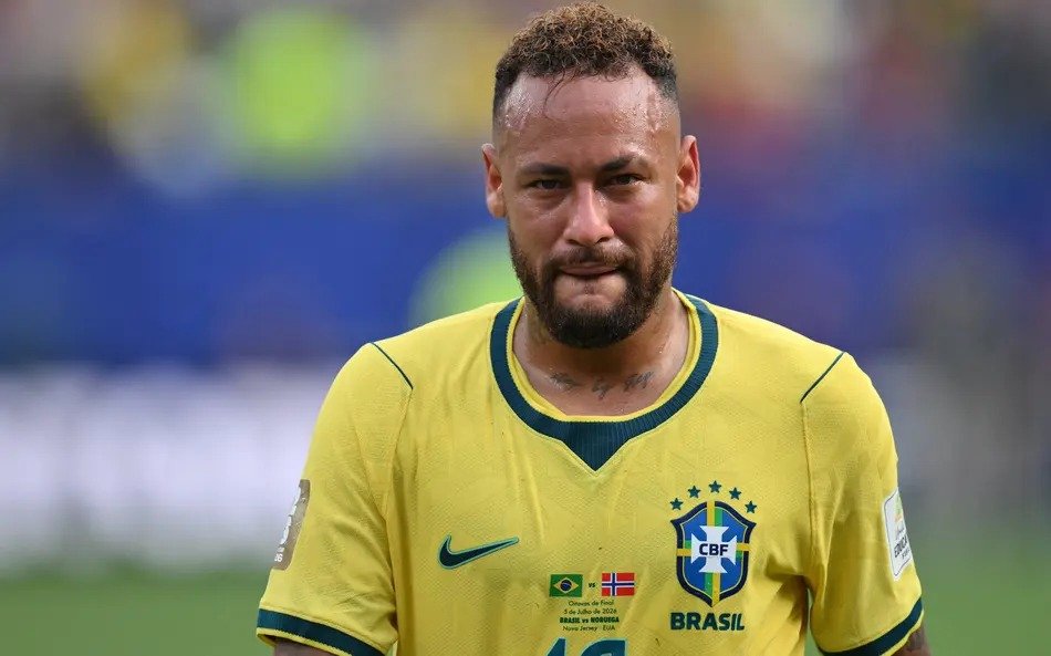 Neymar dá adeus à Seleção Brasileira após eliminação precoce diante da Noruega