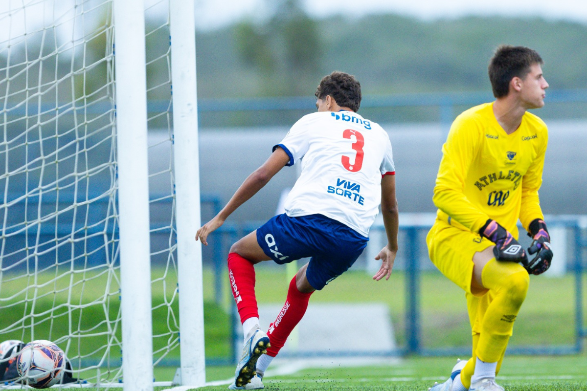 Bahia luta e arranca empate do Athletico Paranaense pelo Brasileirão sub-17