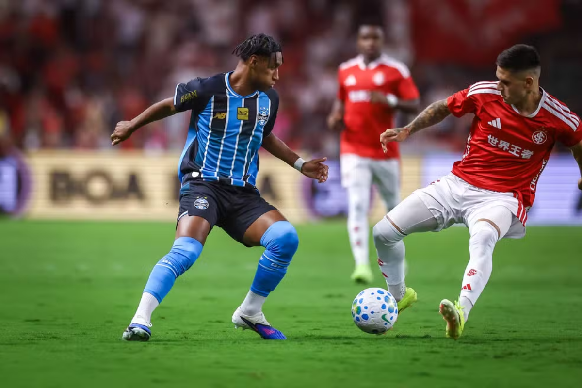 Jogos de hoje: confira horários e onde assistir futebol nesta quinta-feira (27)