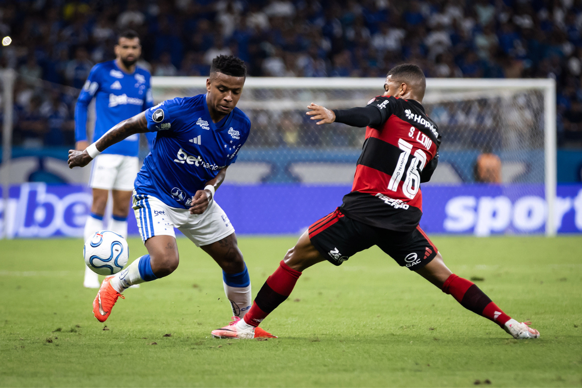 Jogos de hoje: confira horários e onde assistir futebol nesta quarta-feira (19)