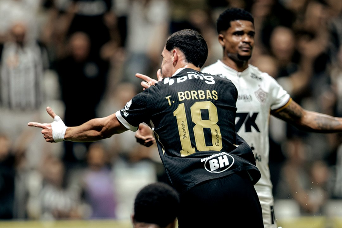 Com show de horrores, Vitória perde para o Atlético-MG e segue sem vencer fora de casa