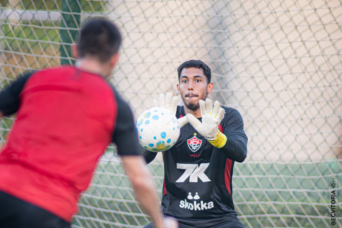 Na Toca, Leão se organiza ofensivamente e defensivamente para clássico contra o Bahia