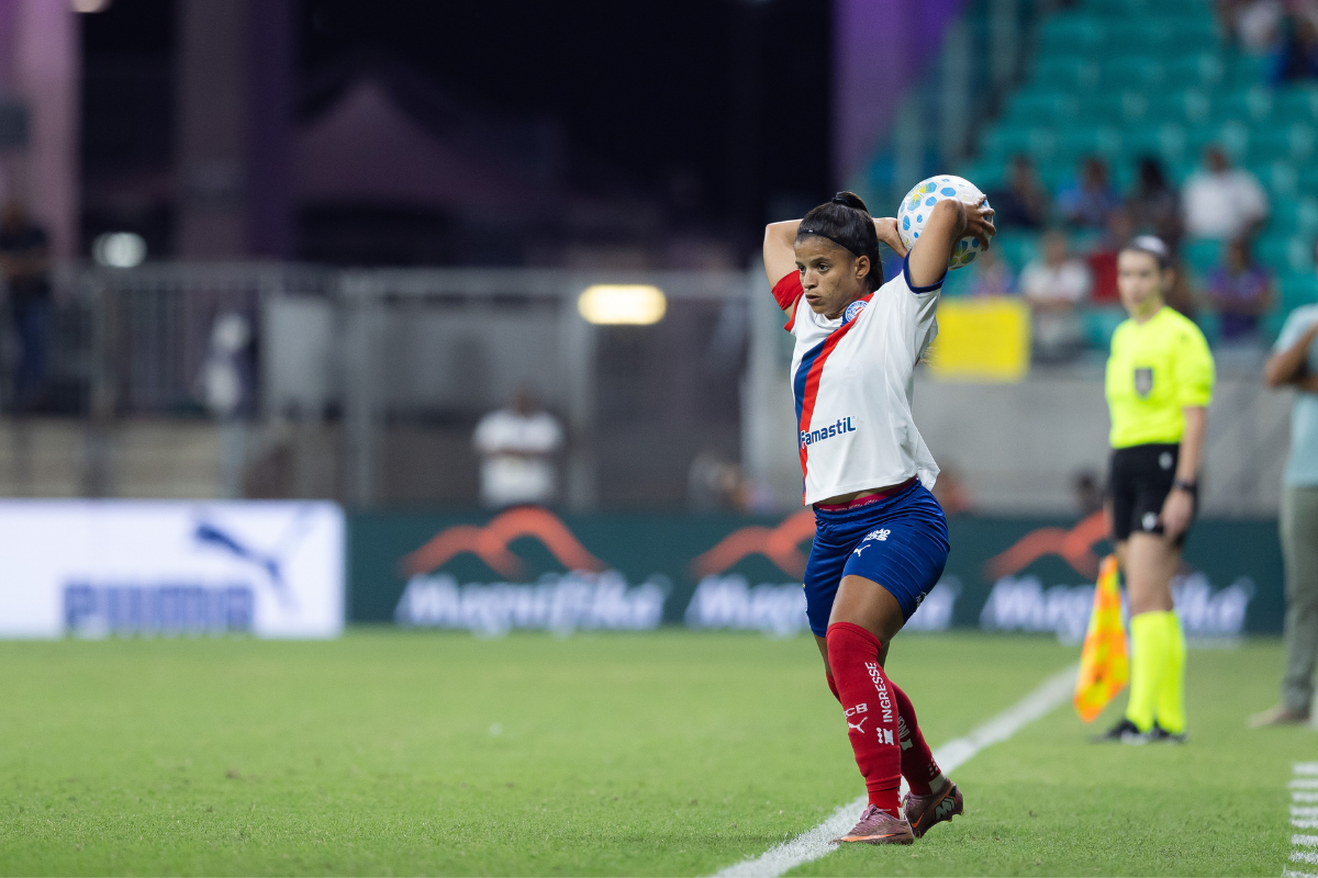 Lateral do Bahia lamenta derrota para o Corinthians, mas garante: “Vamos lá buscar o triunfo”