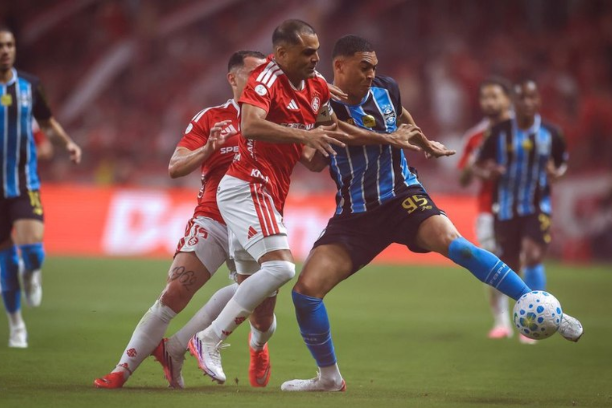 Jogos de hoje: confira horários e onde assistir futebol nesta quinta-feira (3)